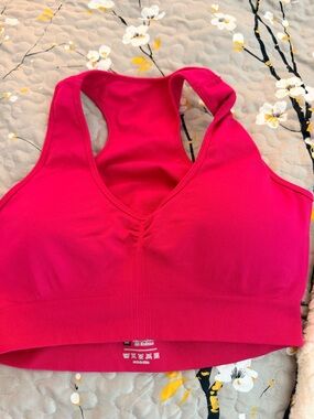 Source Unknown Hot Pink Seamless Racerback Sports Bra